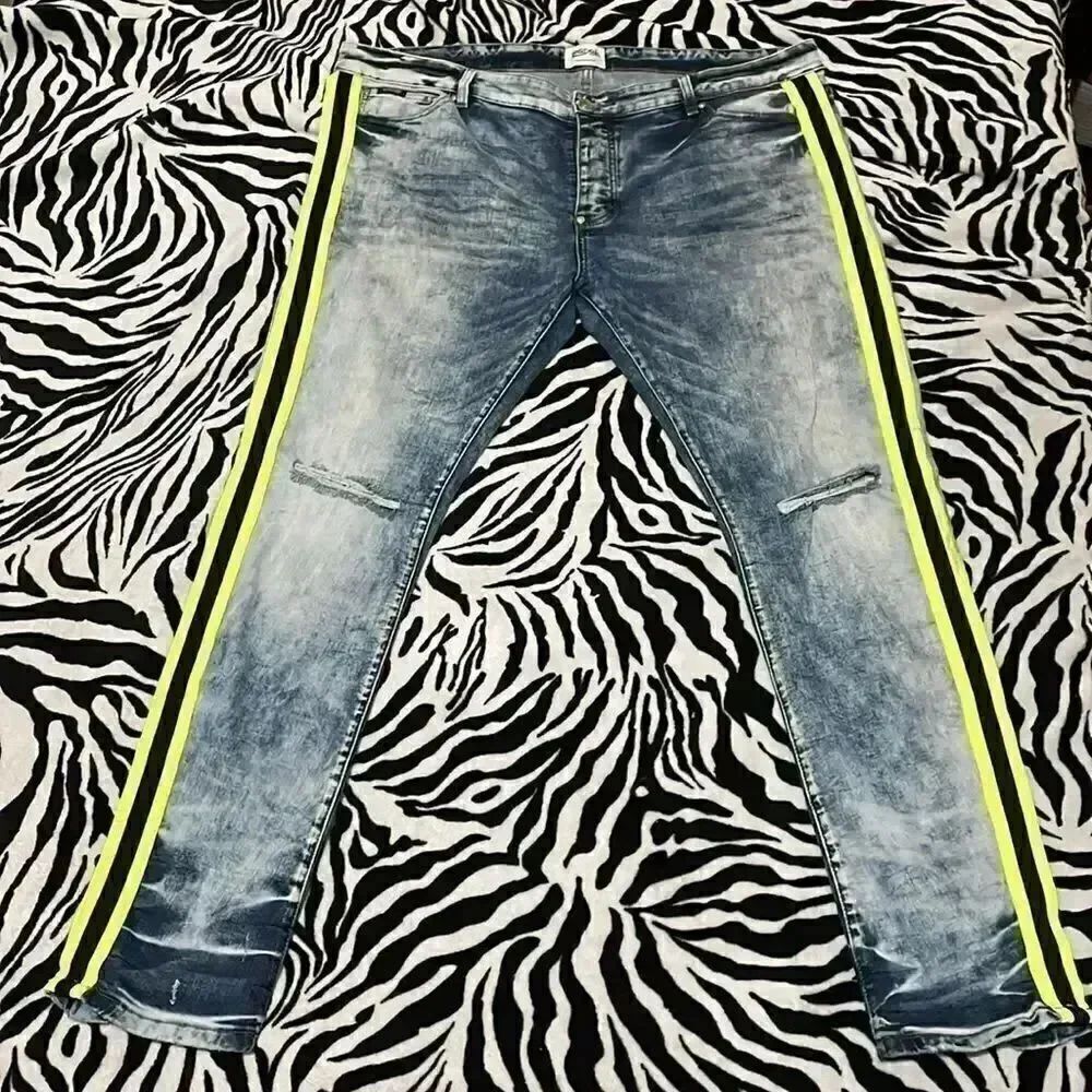 Mackeen market men’s striped neon green ripped skinny jeans Y2K acid wash size42